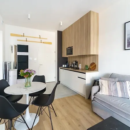 Fish Surfingbird Shellter Rogowo (Gryfice)