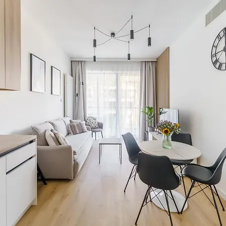 Apartment Fish Surfingbird Shellter *